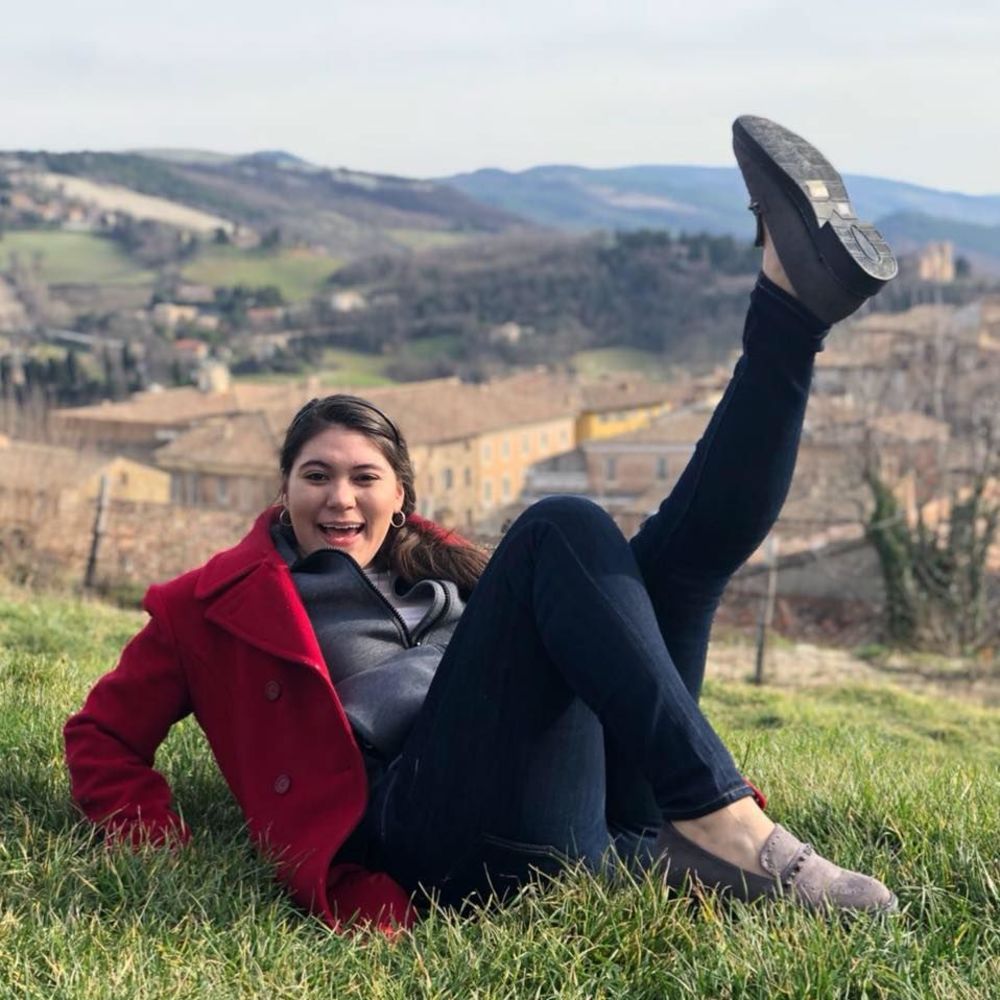 Meet your Posher, Daniela